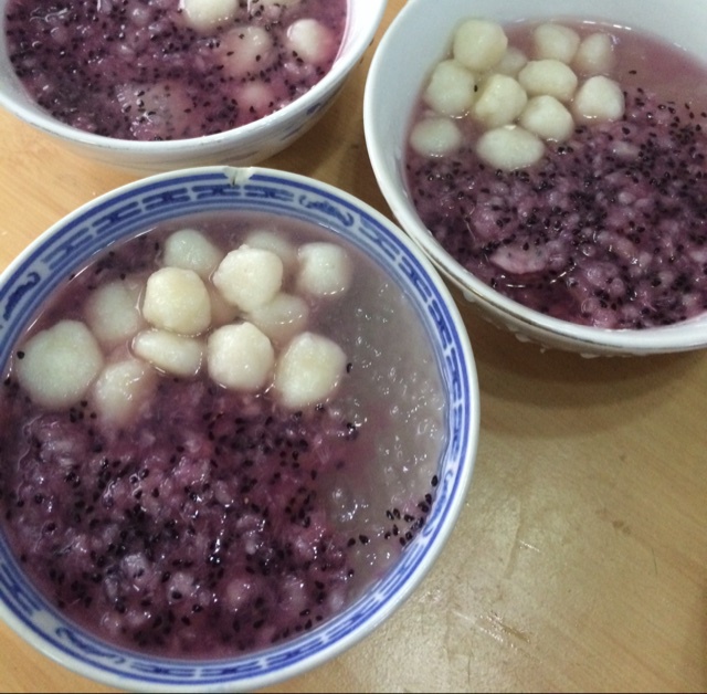 鲜芒丸子芋圆汤（QQ薯圆芋圆+糯糯小丸子+西米）