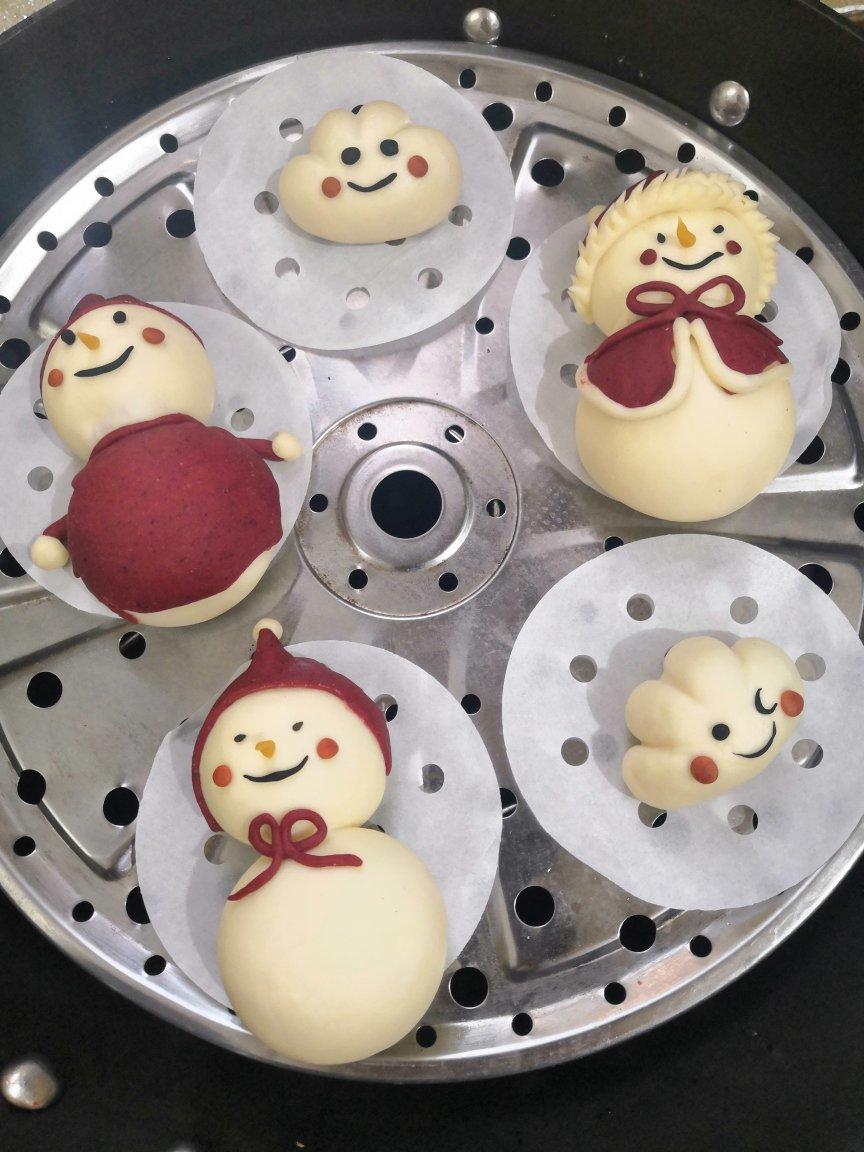 圣诞雪人卡通馒头系列（三）~带红斗篷的雪人