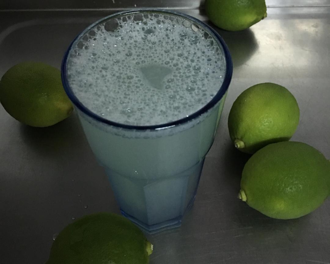 現打檸檬汁的做法