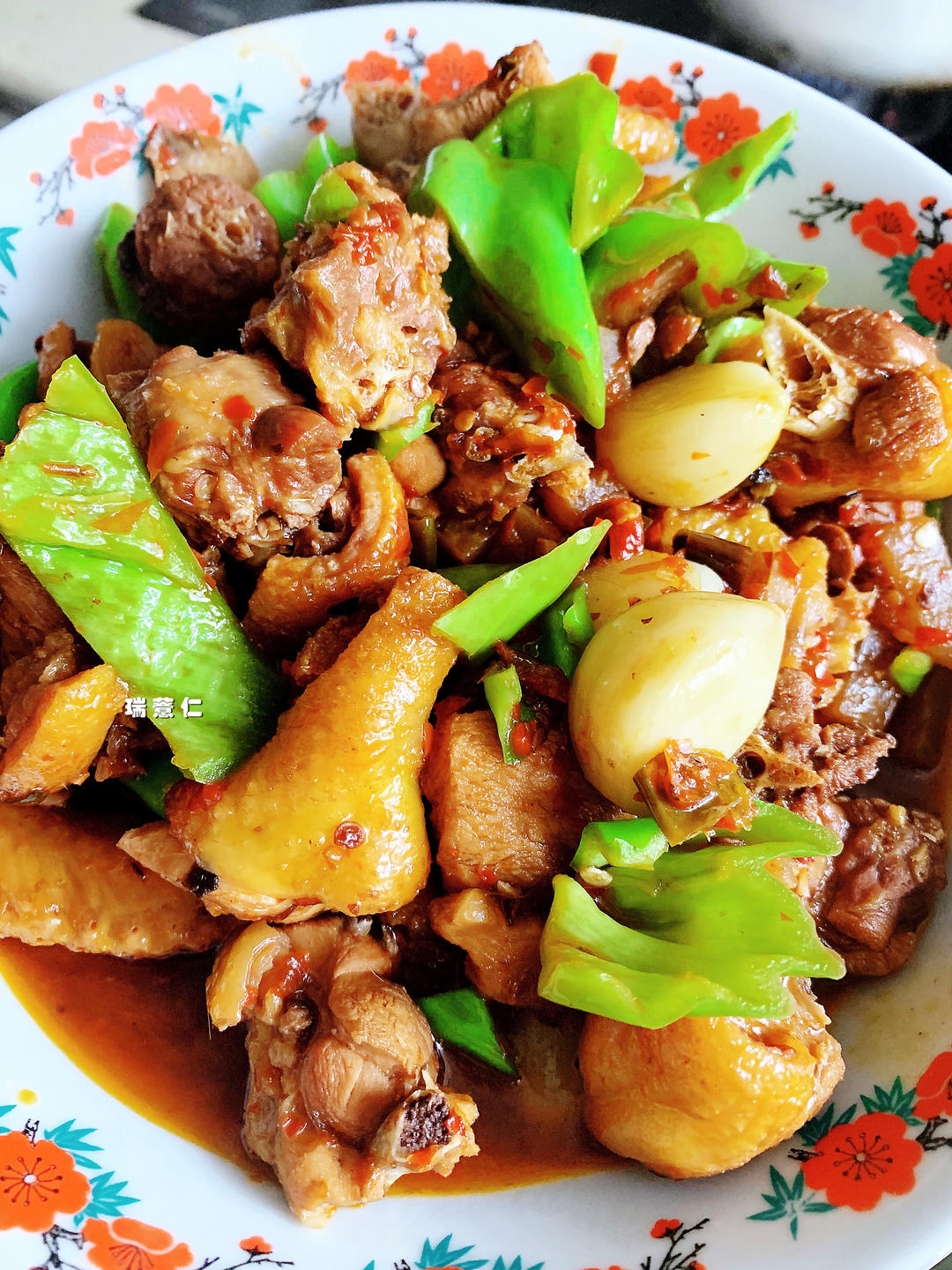 青椒红烧鸡(家常菜)的做法