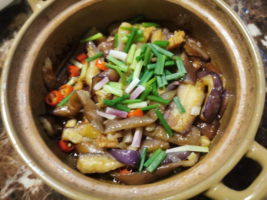 咸鱼茄子煲