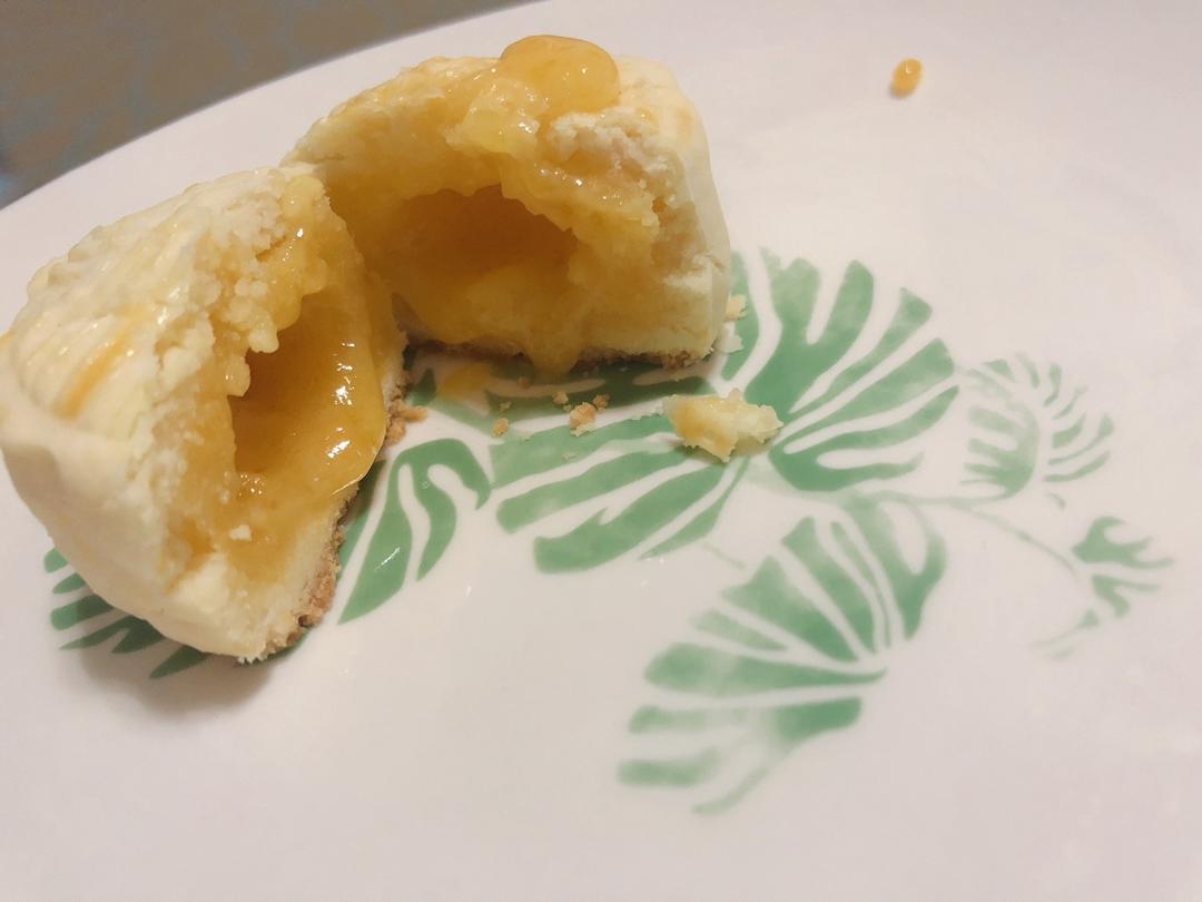 超详细图解版--流心奶黄月饼