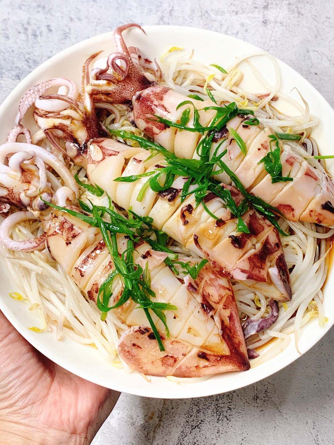 巨巨巨简单，年夜饭必备～白灼鱿鱼