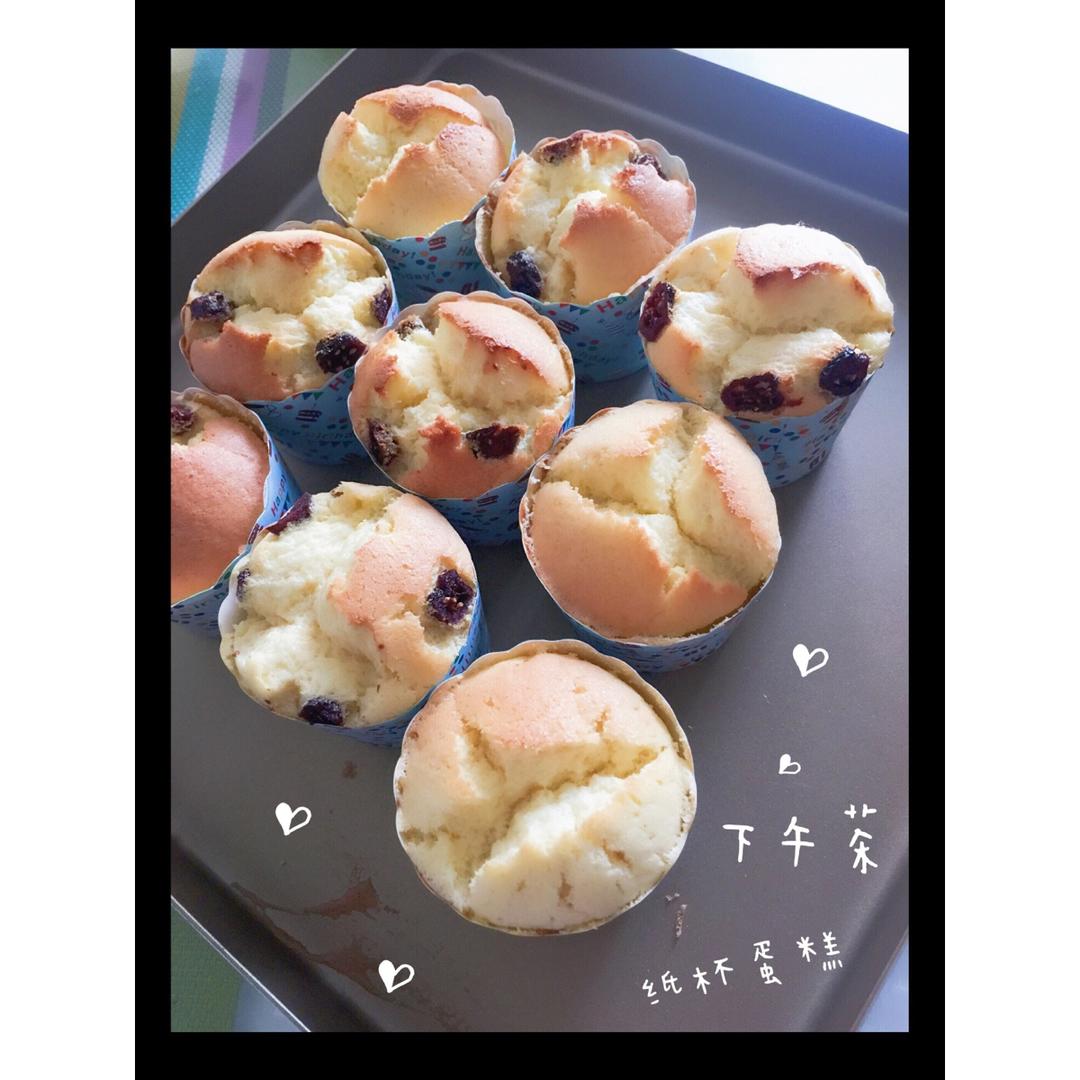 软绵绵戚风纸杯蛋糕