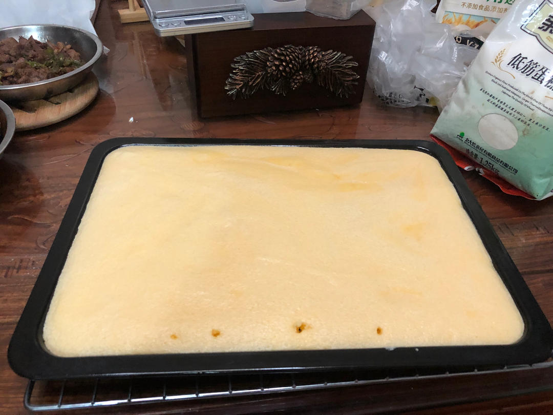 蛋糕卷这样做‼️不掉皮不开裂（小视频食谱）
