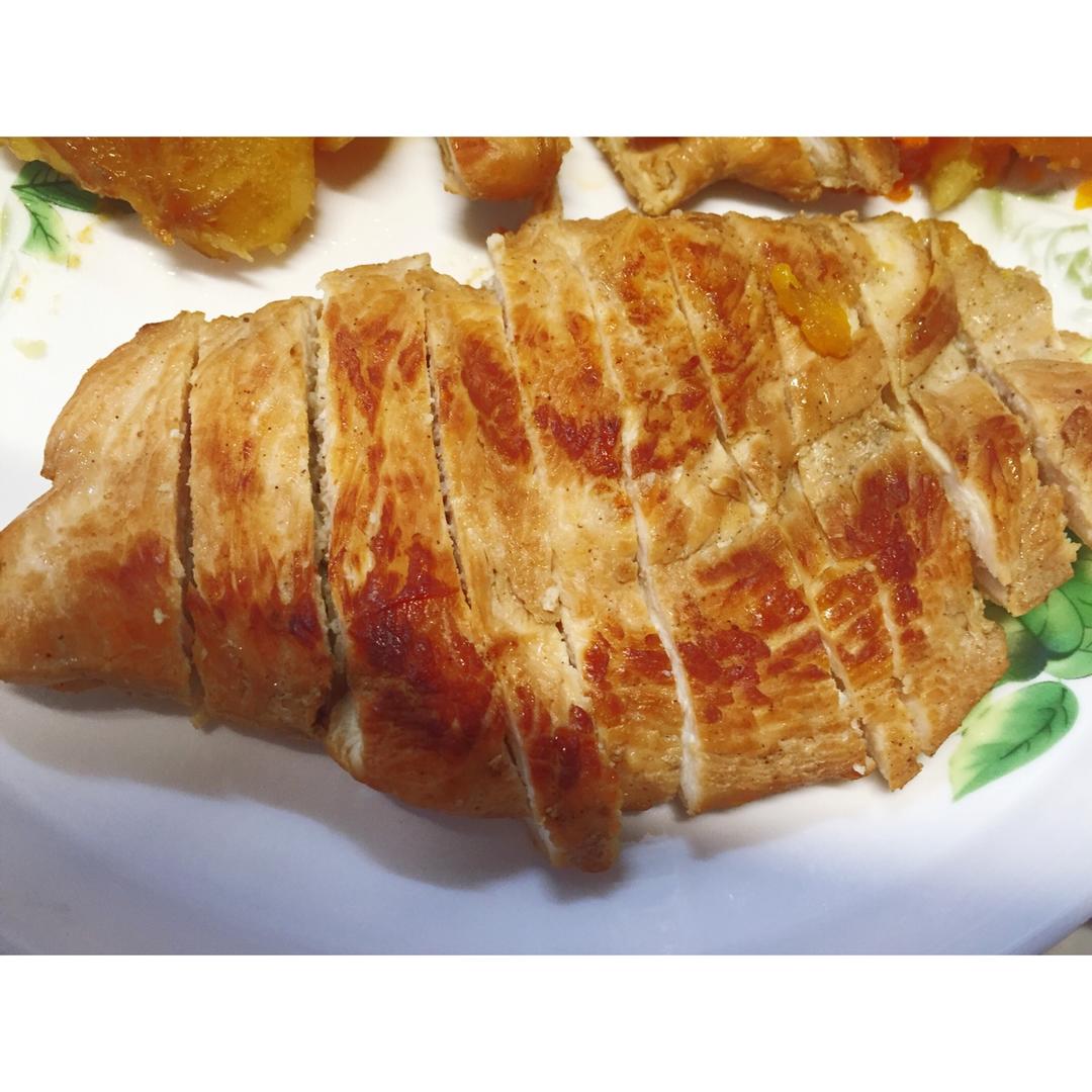 嫩煎鸡胸