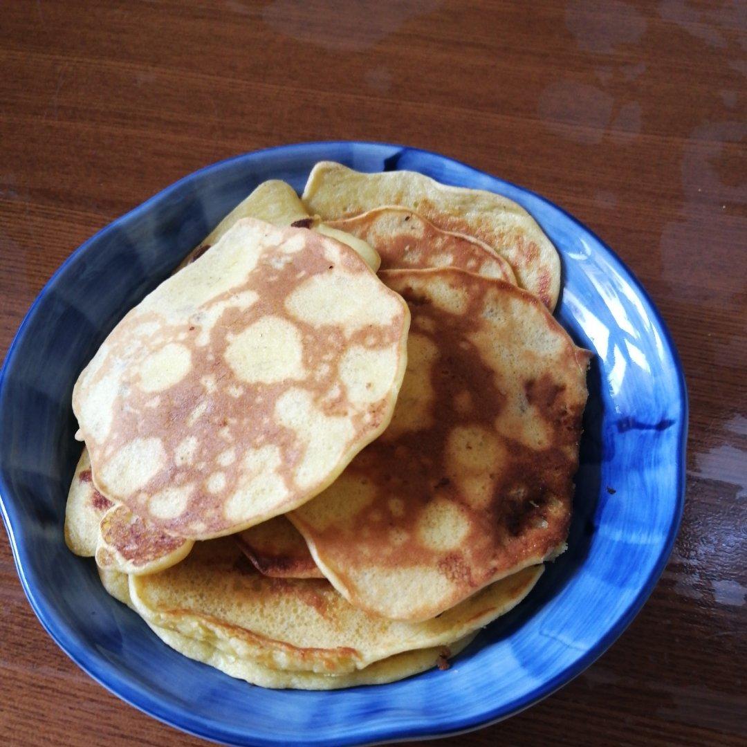 香蕉牛奶松饼