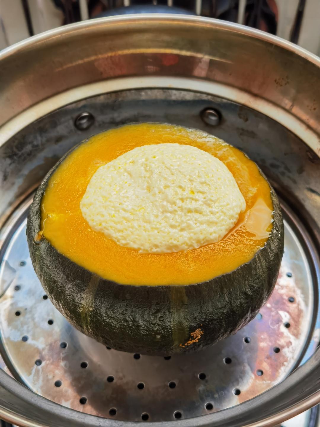 贝贝南瓜奶香蒸蛋