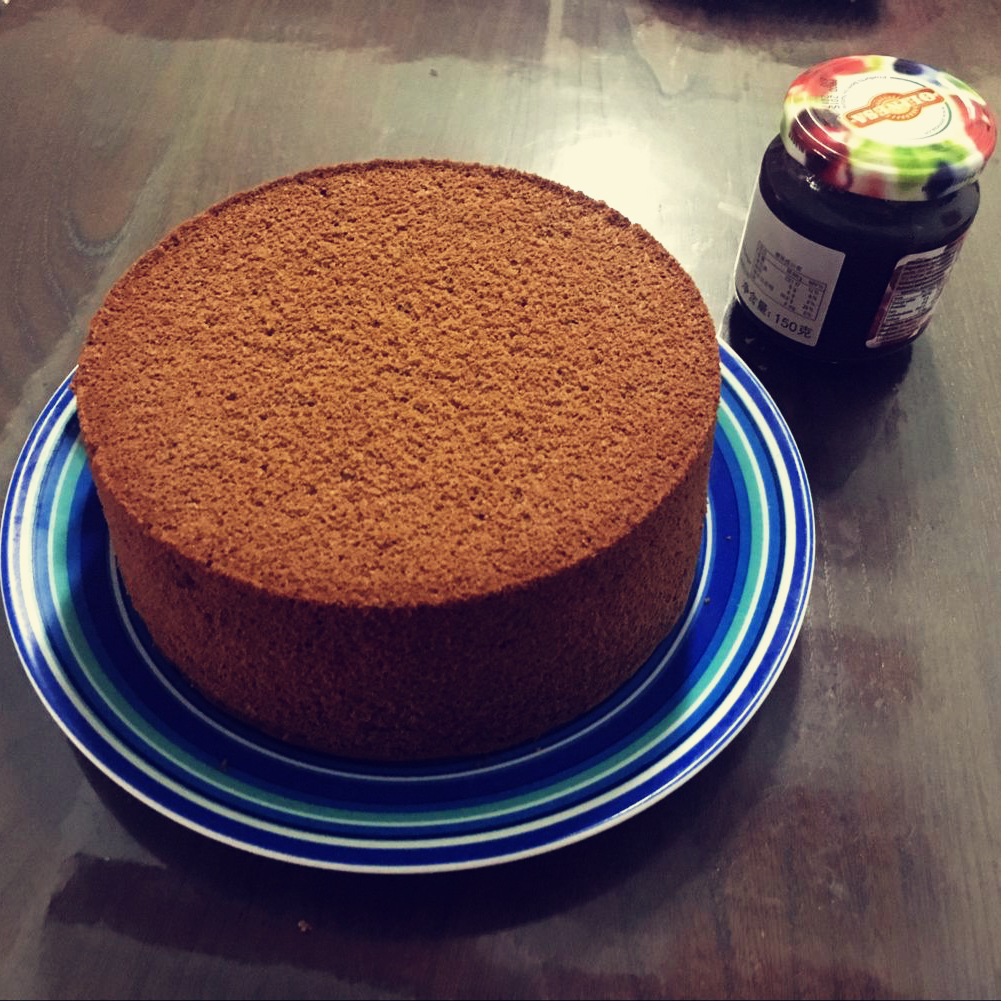 （制作时长5分钟左右）简单粗暴的做一只戚风｜视频及gif