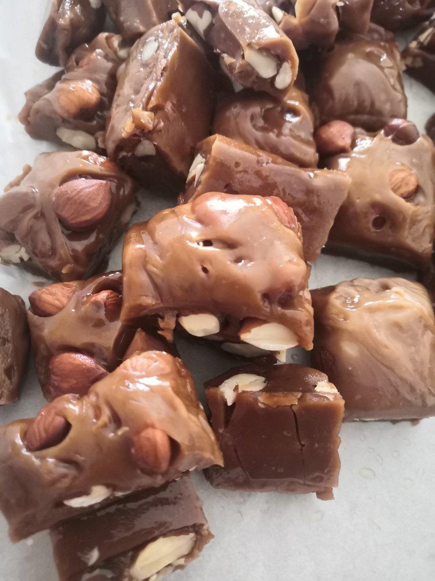 海盐杏仁太妃糖