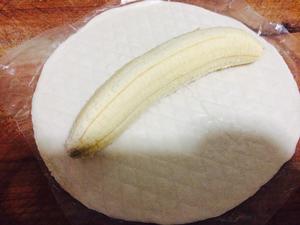 香蕉酥卷。的做法 步骤2