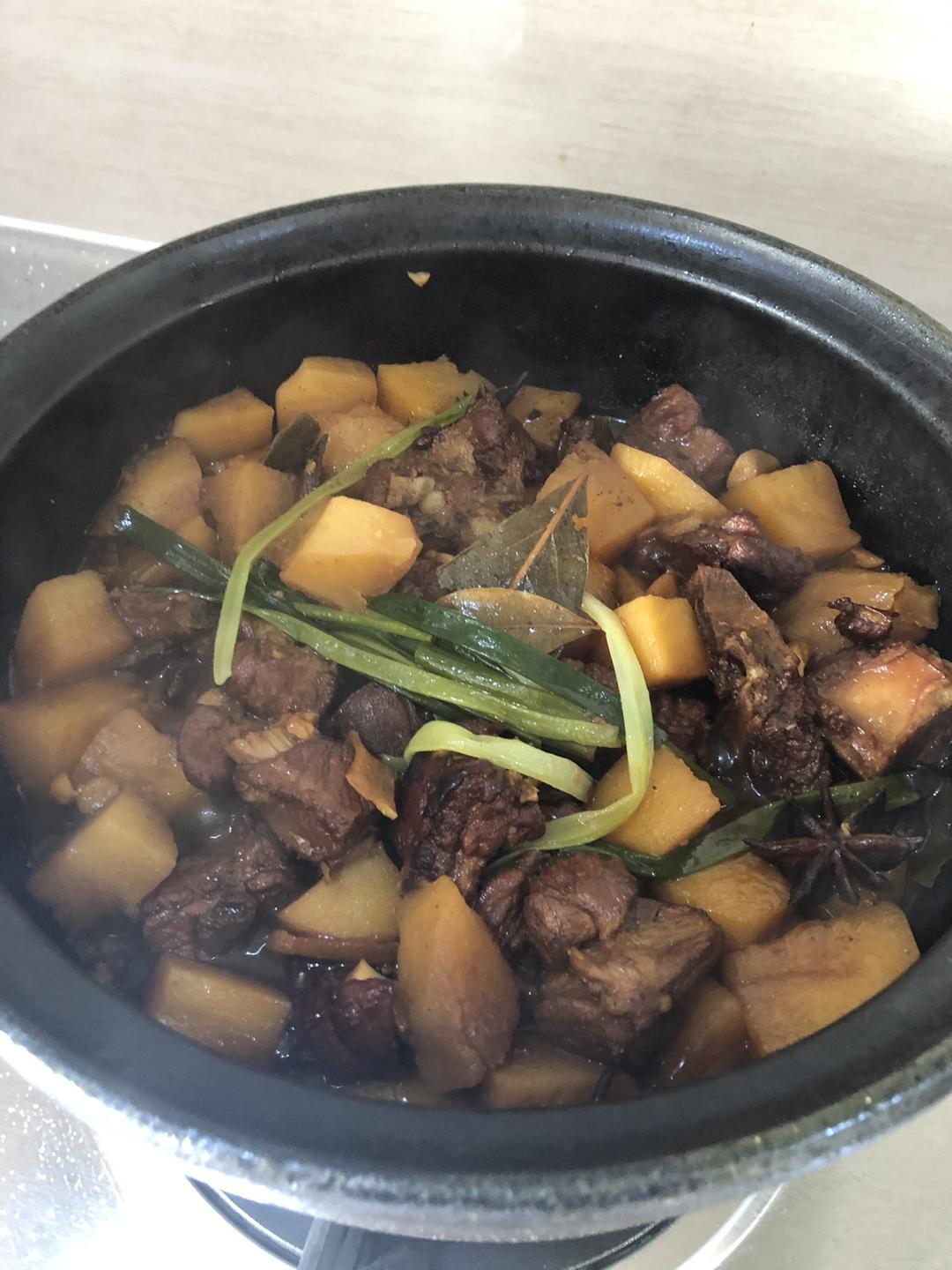 砂锅红烧排骨
