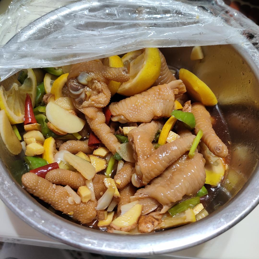 【柠檬酸辣鸡爪】自制超级无敌美味的网红鸡爪