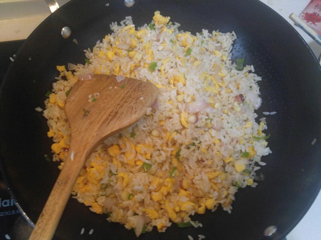家常蛋炒饭