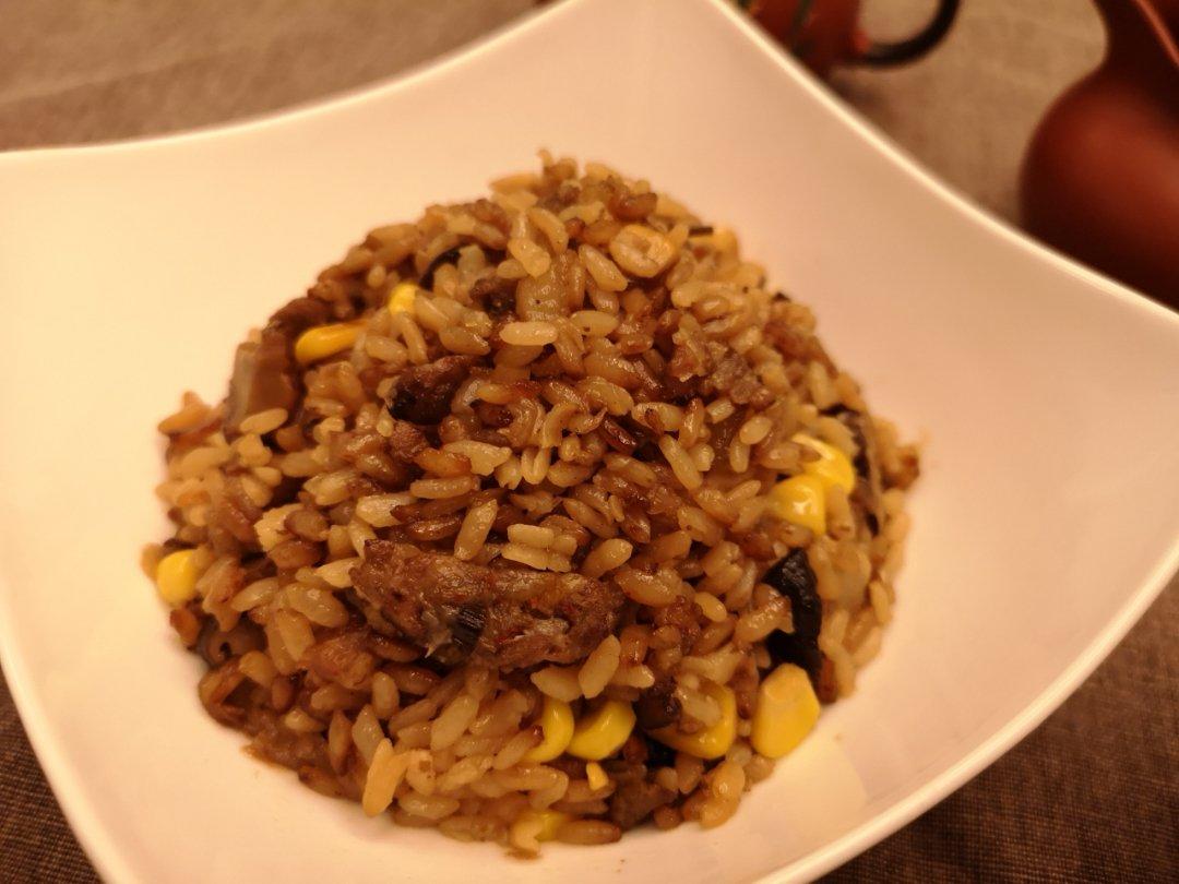 电饭煲香肠焖饭