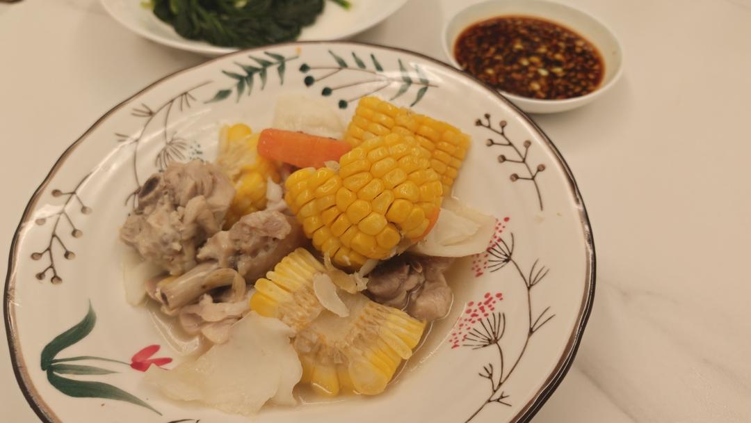 不加一滴水的椰子鸡