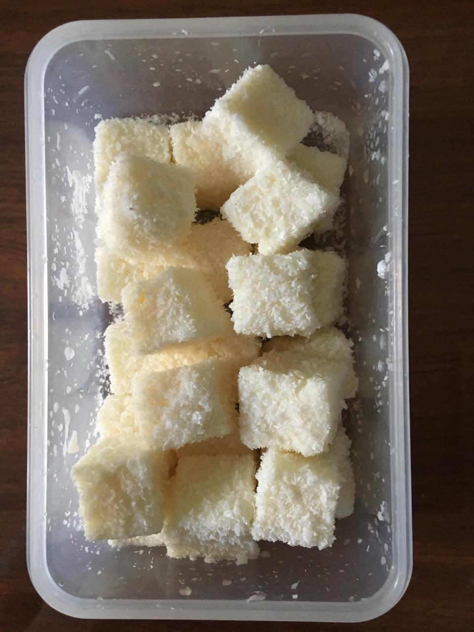 完胜85度C牛奶椰丝小方