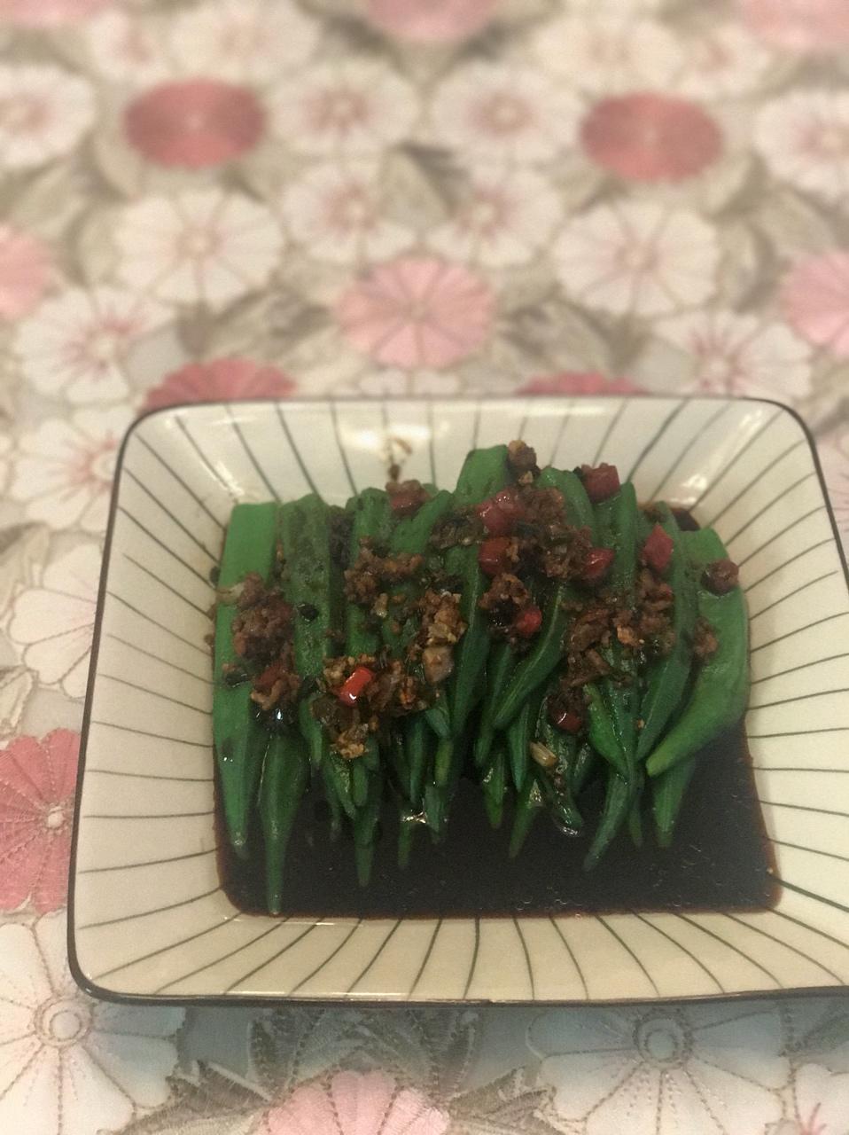 10分钟凉拌秋葵