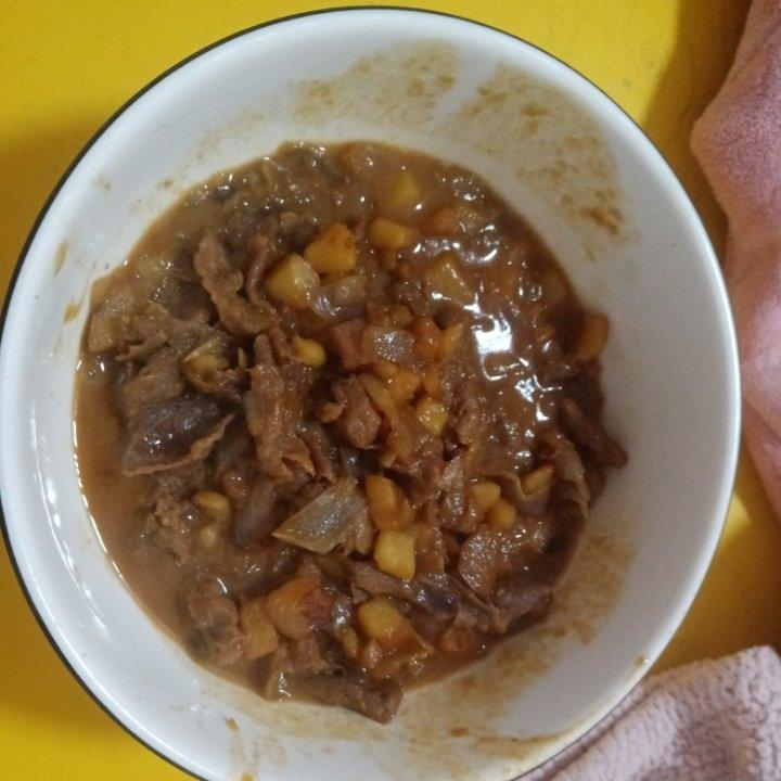 好吃到舔碗底的土豆肥牛拌饭