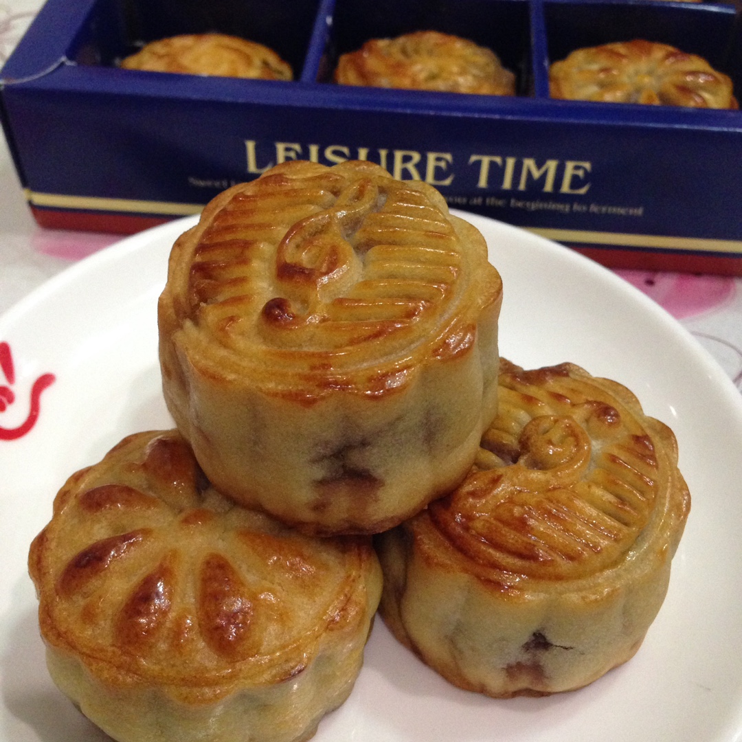 广式莲蓉蛋黄月饼