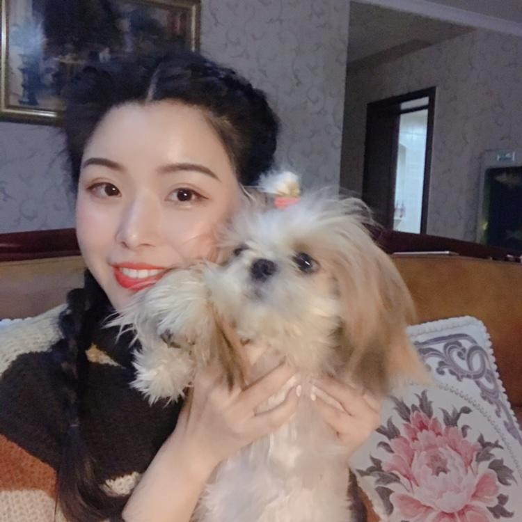 山田麻圆子