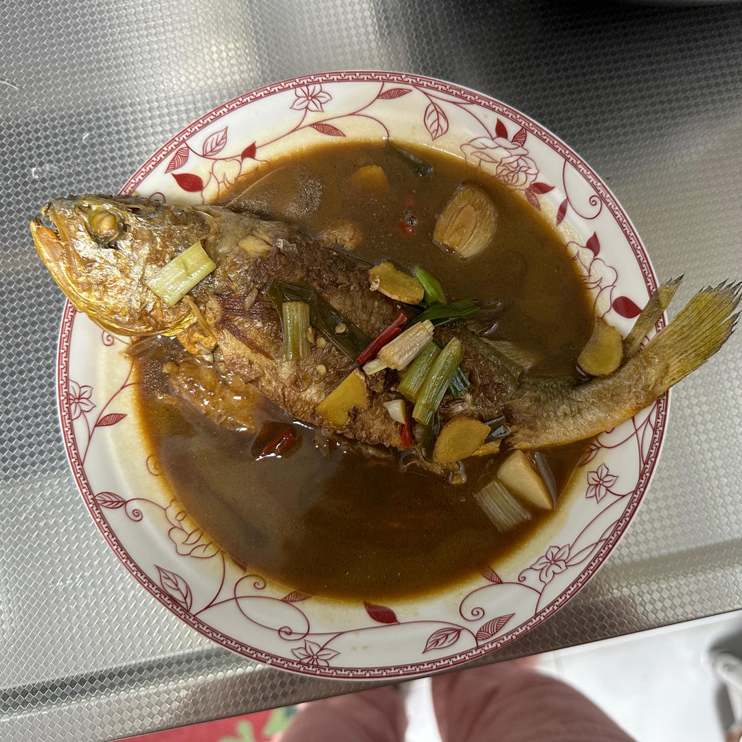 红烧黄鱼—鱼皮不破的小窍门