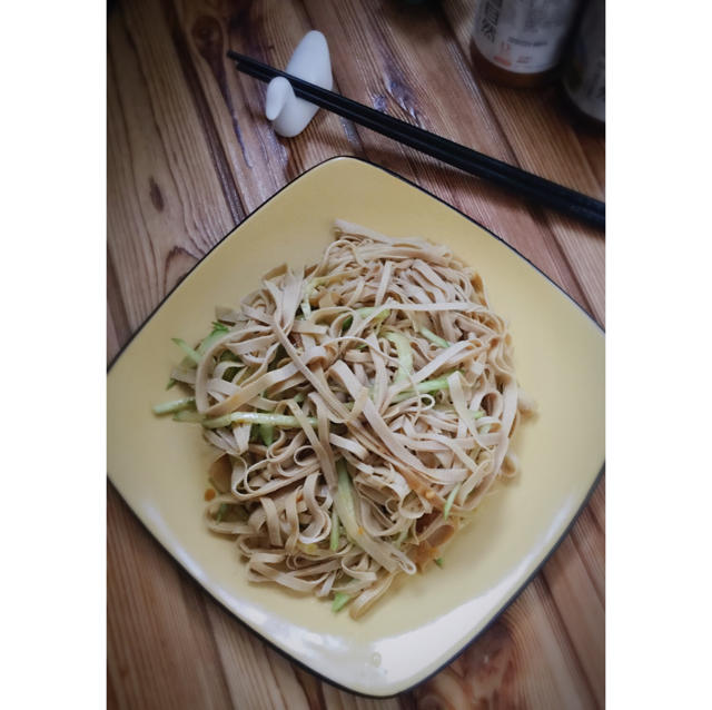 咖啡屋gdv5做的巧切千张豆皮丝