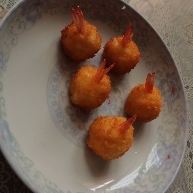 土豆泥鲜虾球