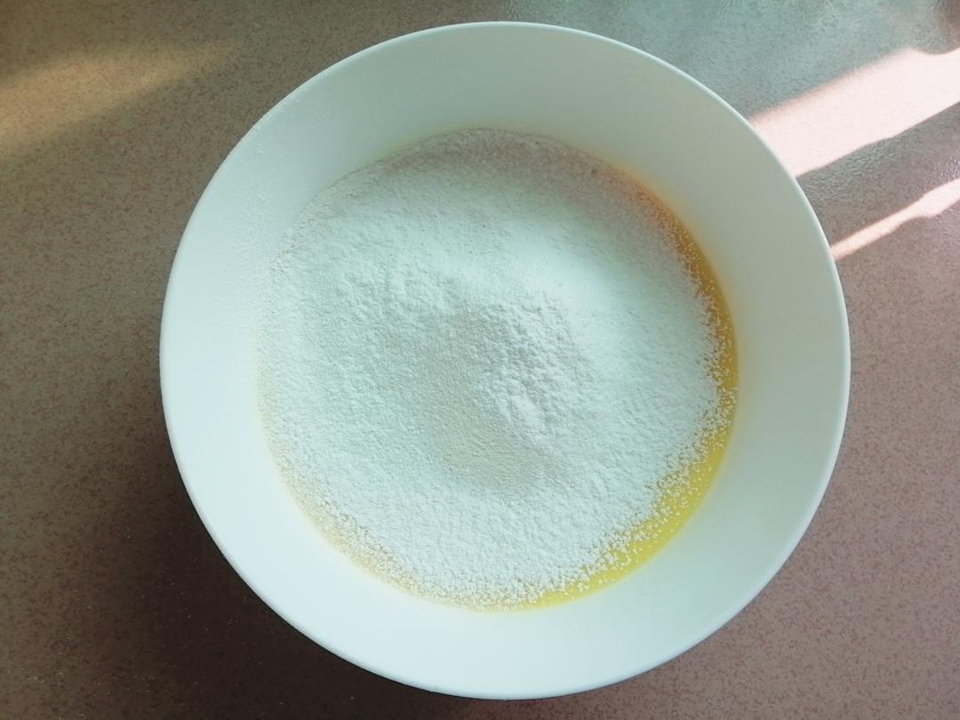 电饭煲蒸蛋糕的做法 步骤4