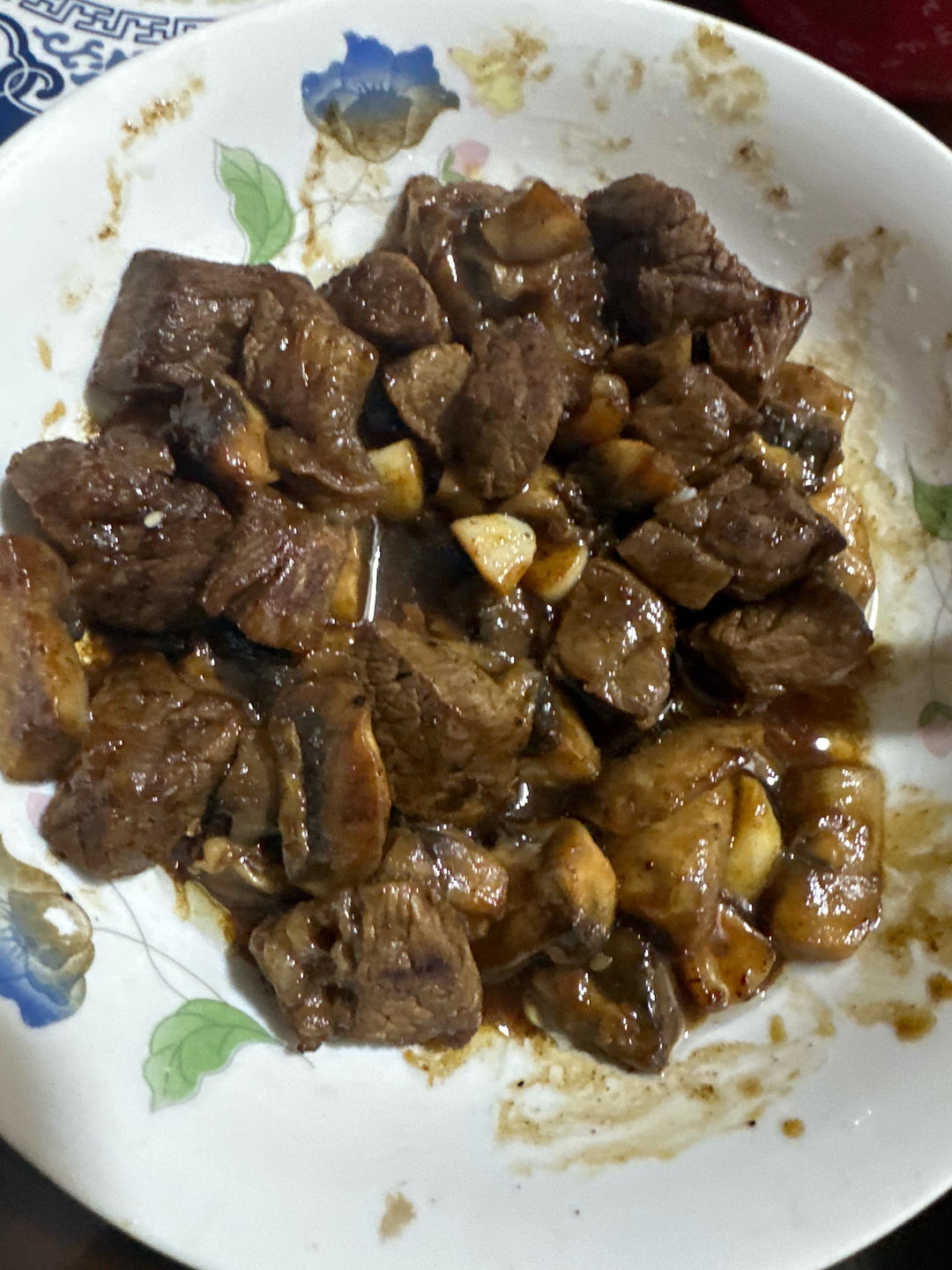 快手菜—入口即化的和牛粒炒鲜甜鸡腿菇—令人感动的料理