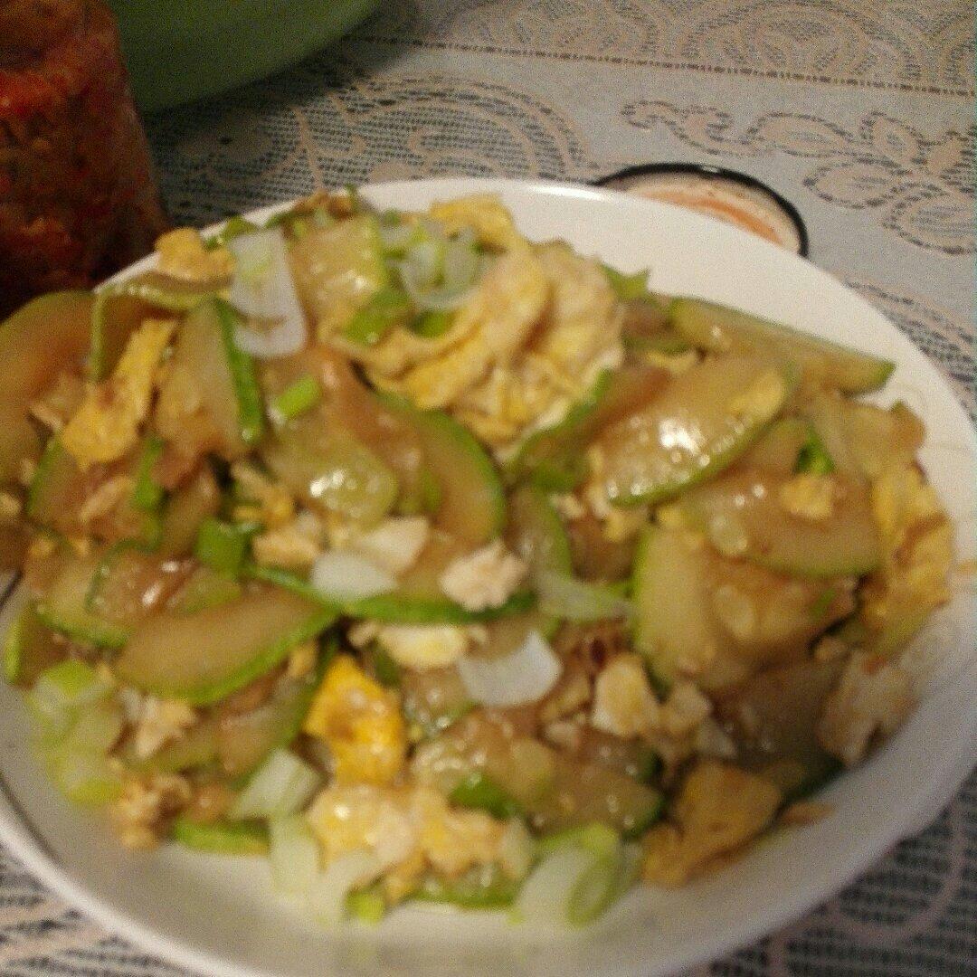 西葫芦炒蛋