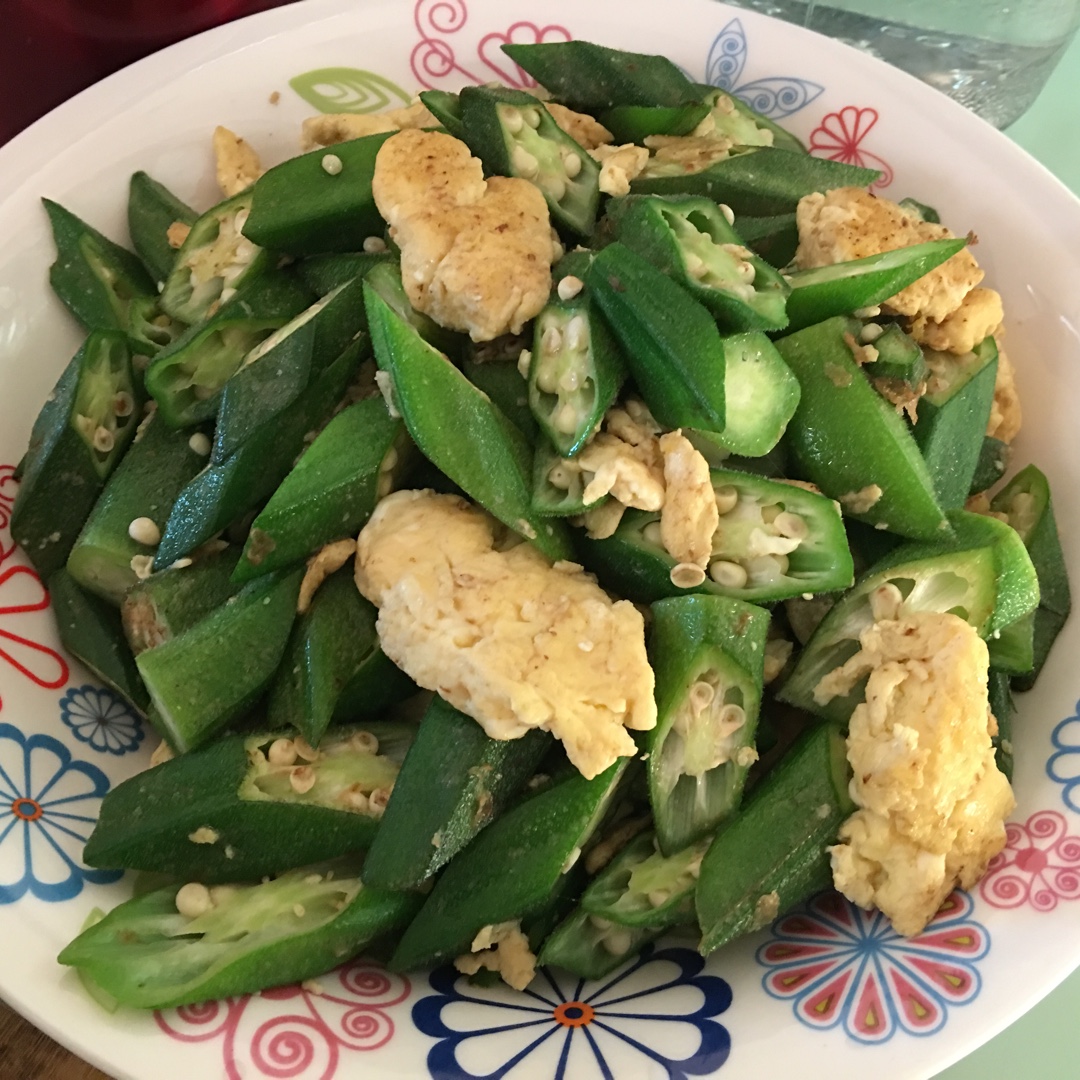 秋葵炒鸡蛋