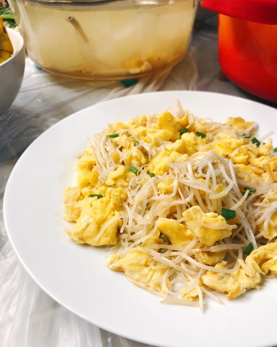 豆芽炒鸡蛋