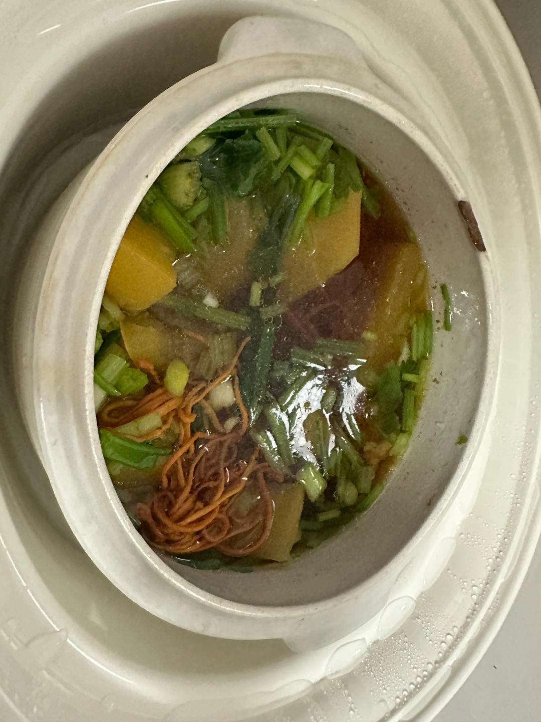 萝卜炖排骨-秋冬懒人汤