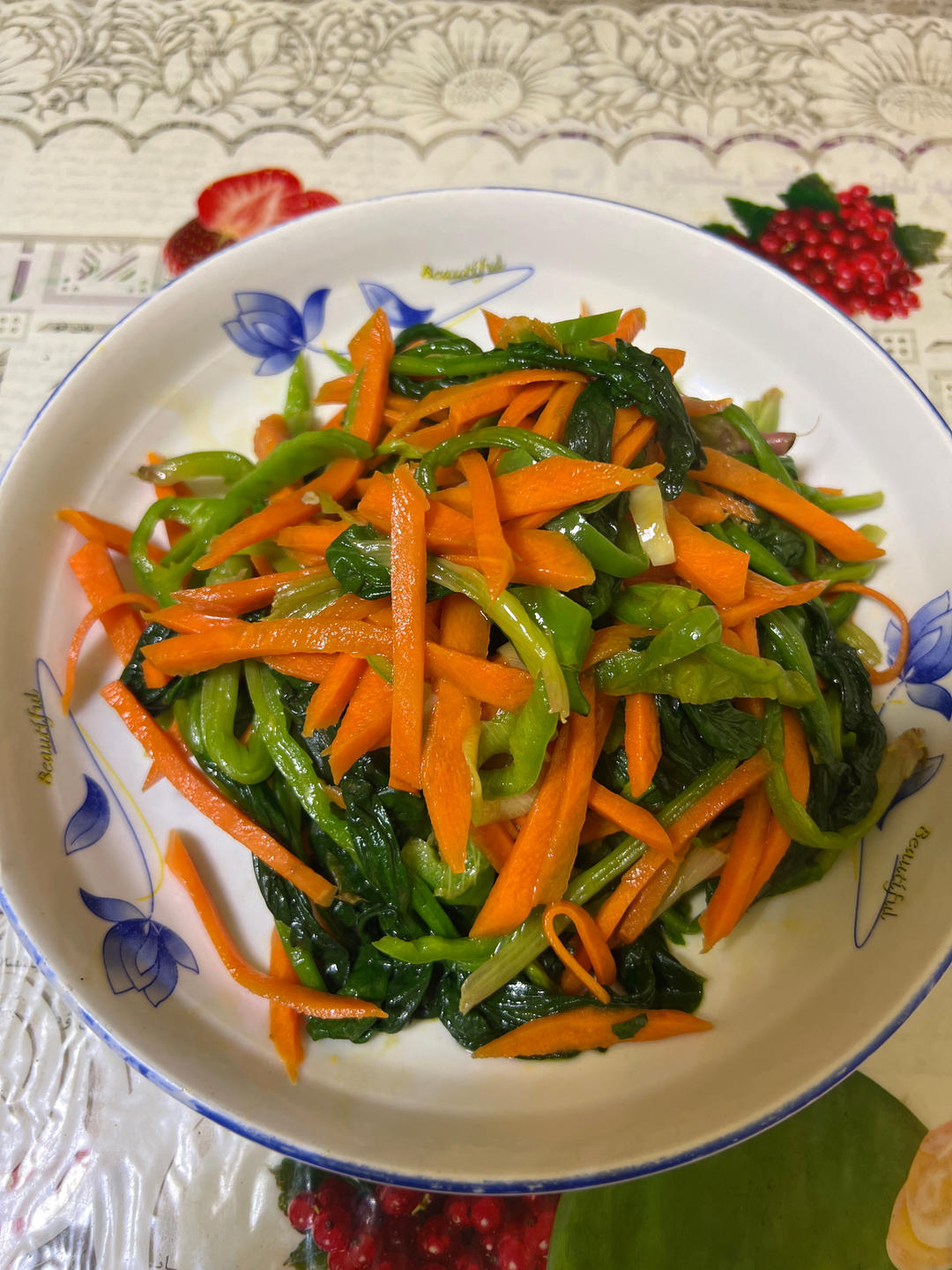 清炒菠菜胡萝卜丝
