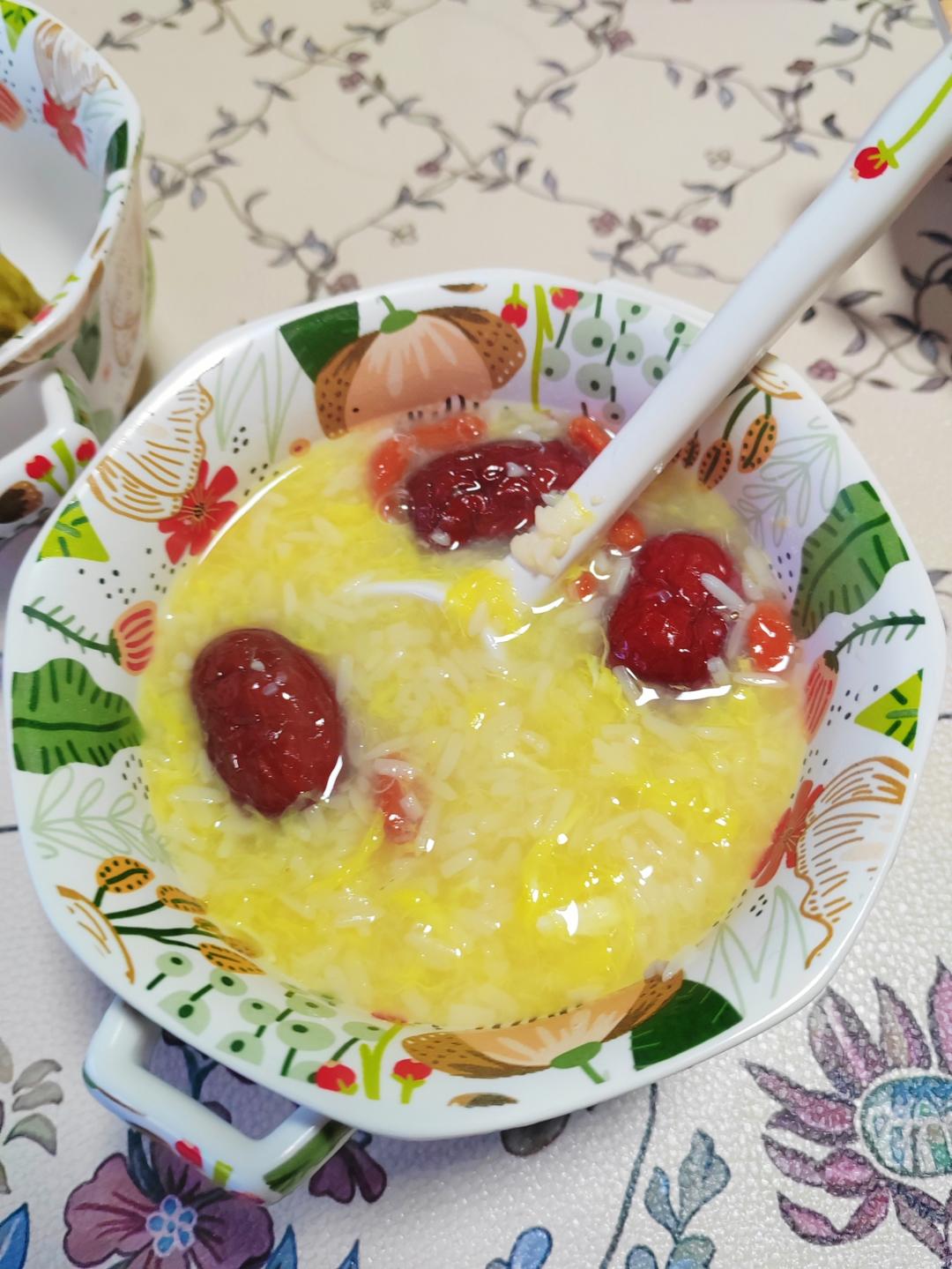 鸡蛋醪糟甜汤