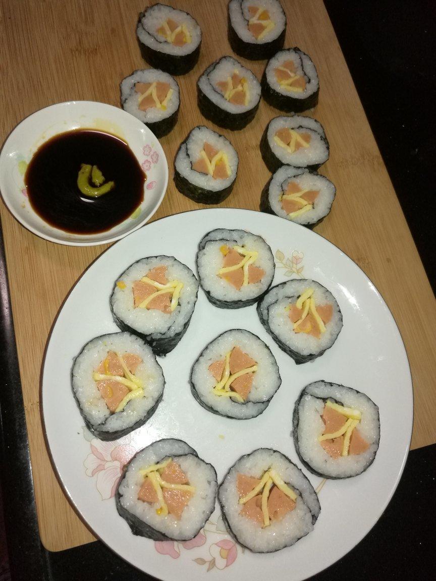 紫菜卷寿司