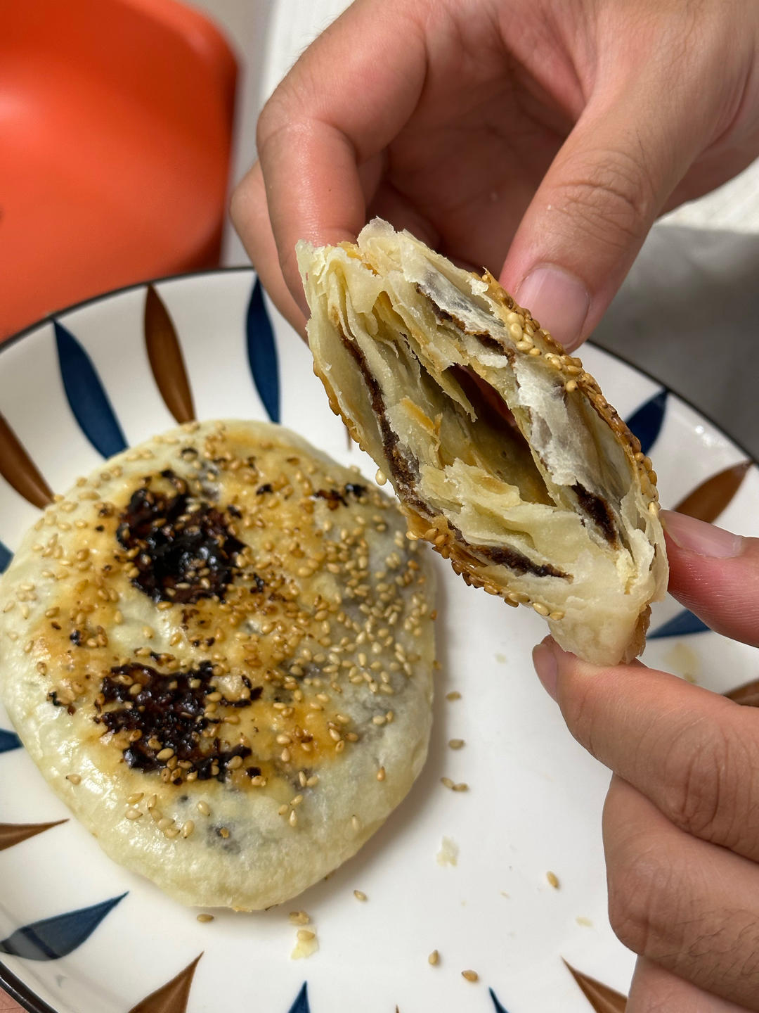 街边印象小吃掉渣红糖酥饼