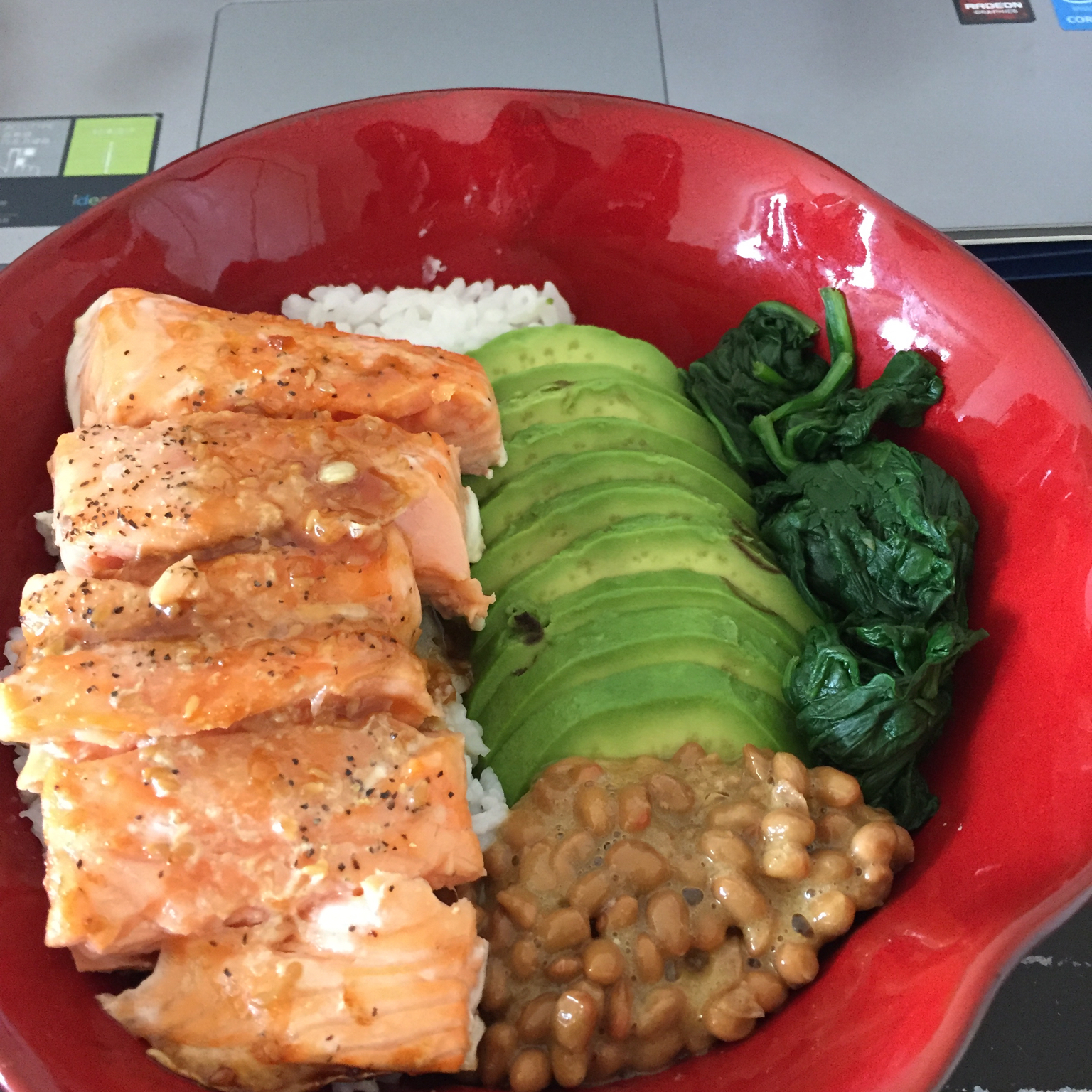 三文鱼牛油果拌饭