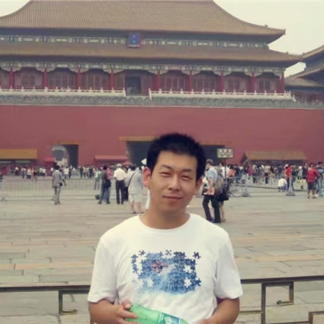 雄熊獩