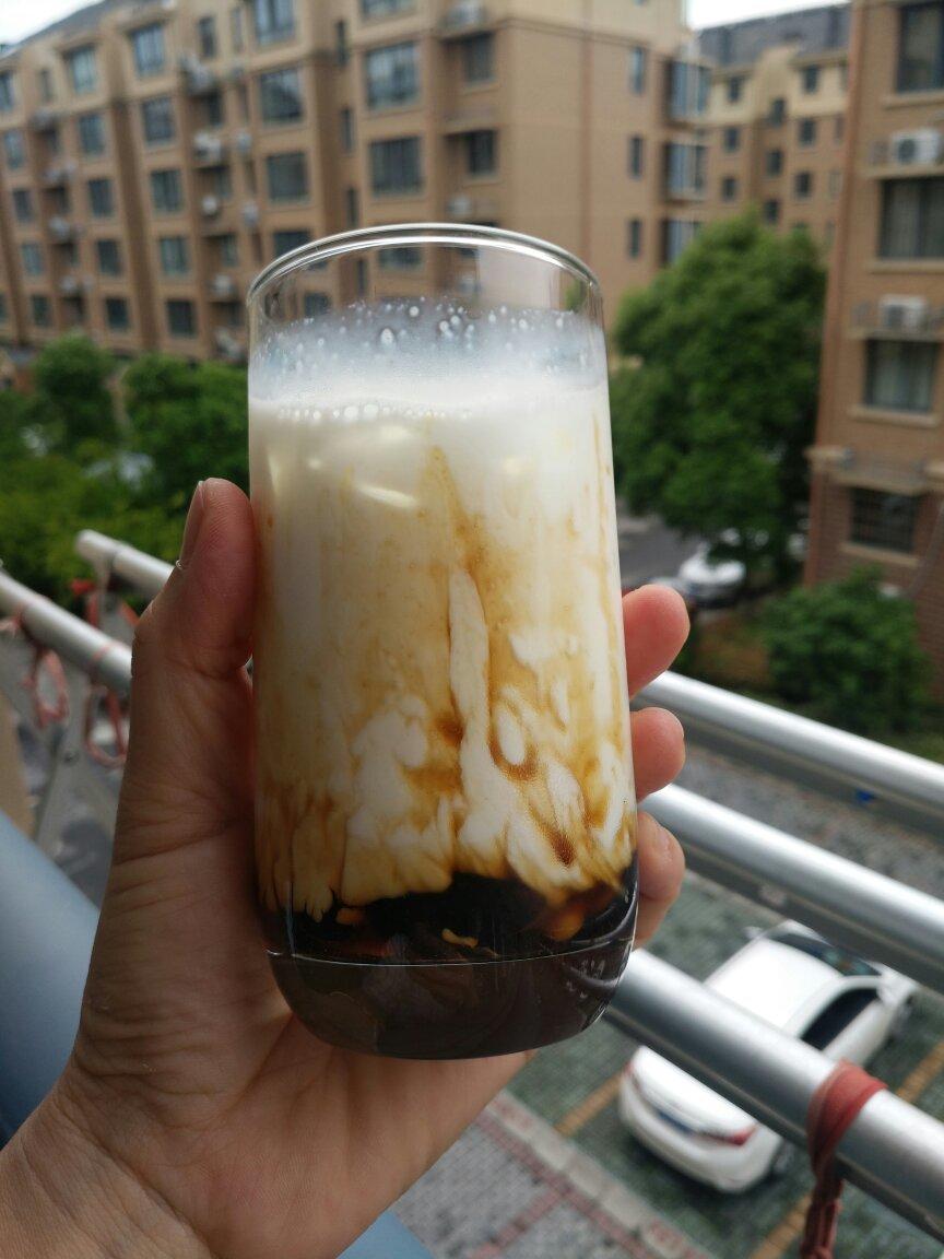 视频【脏脏奶茶·终极进化版】2分钟学会2种口味，再不用顶着太阳排队，yo！