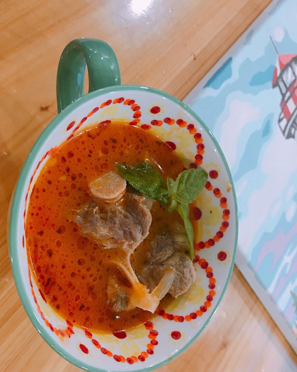 番茄牛尾汤