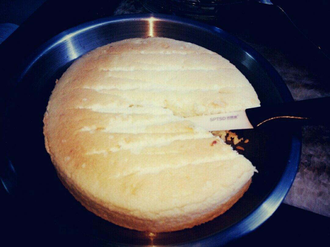 适合做生日蛋糕胚的戚风:柠檬戚风蛋糕