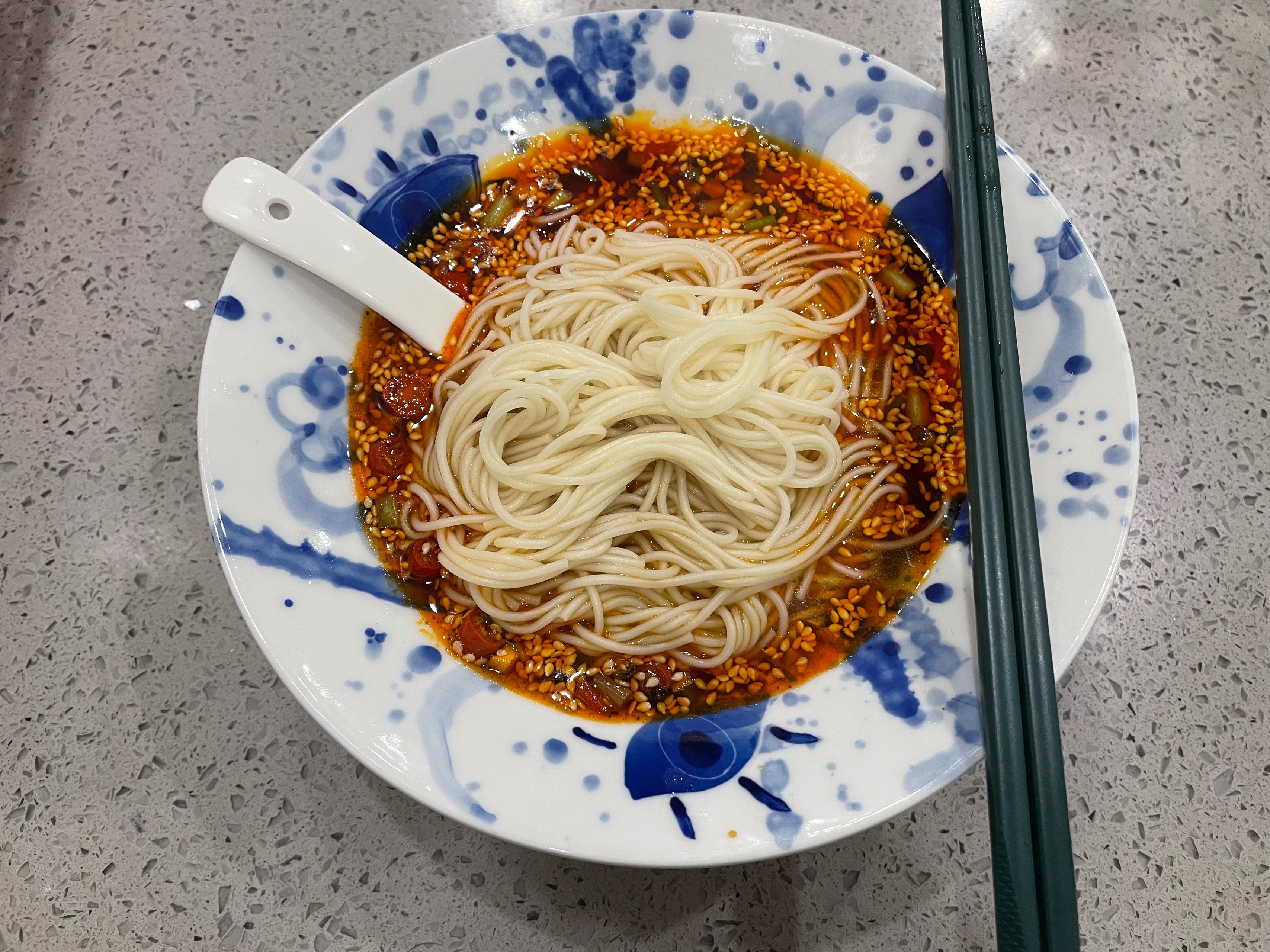 酸辣汤面