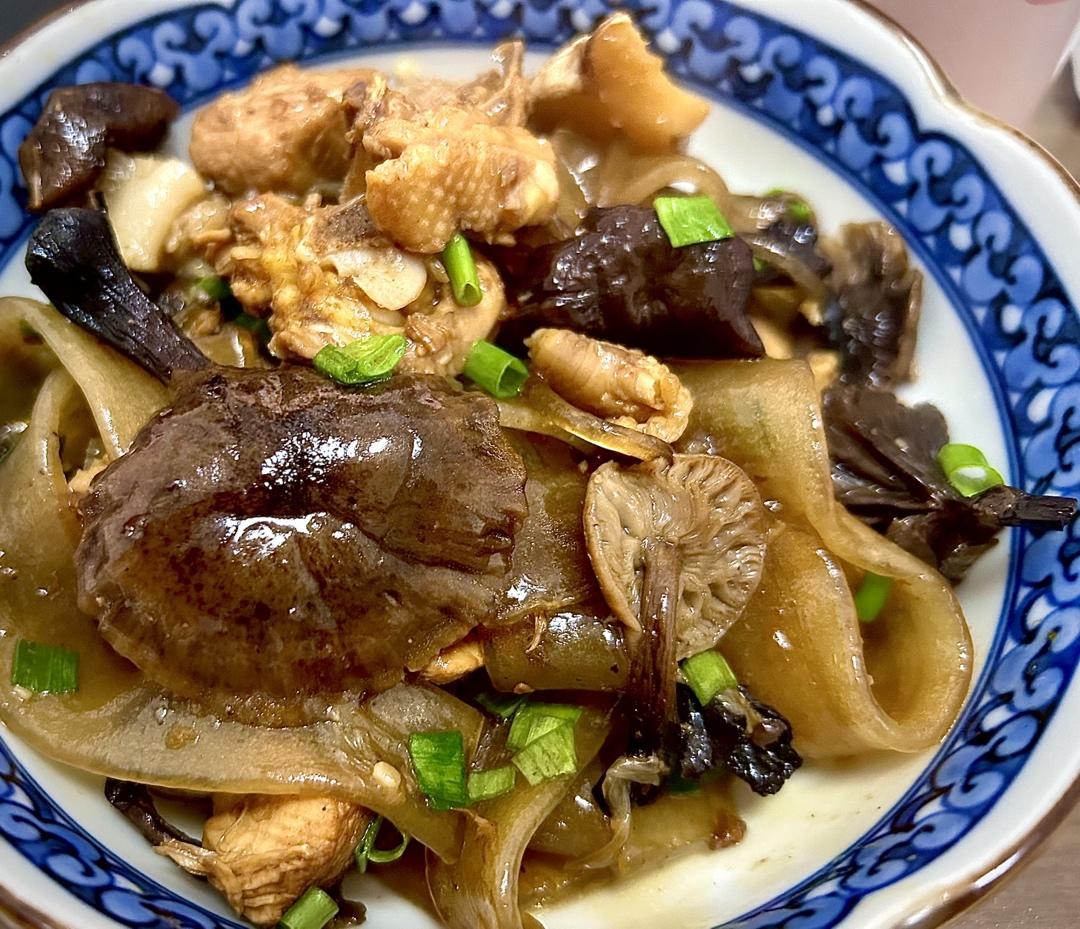 小鸡炖蘑菇