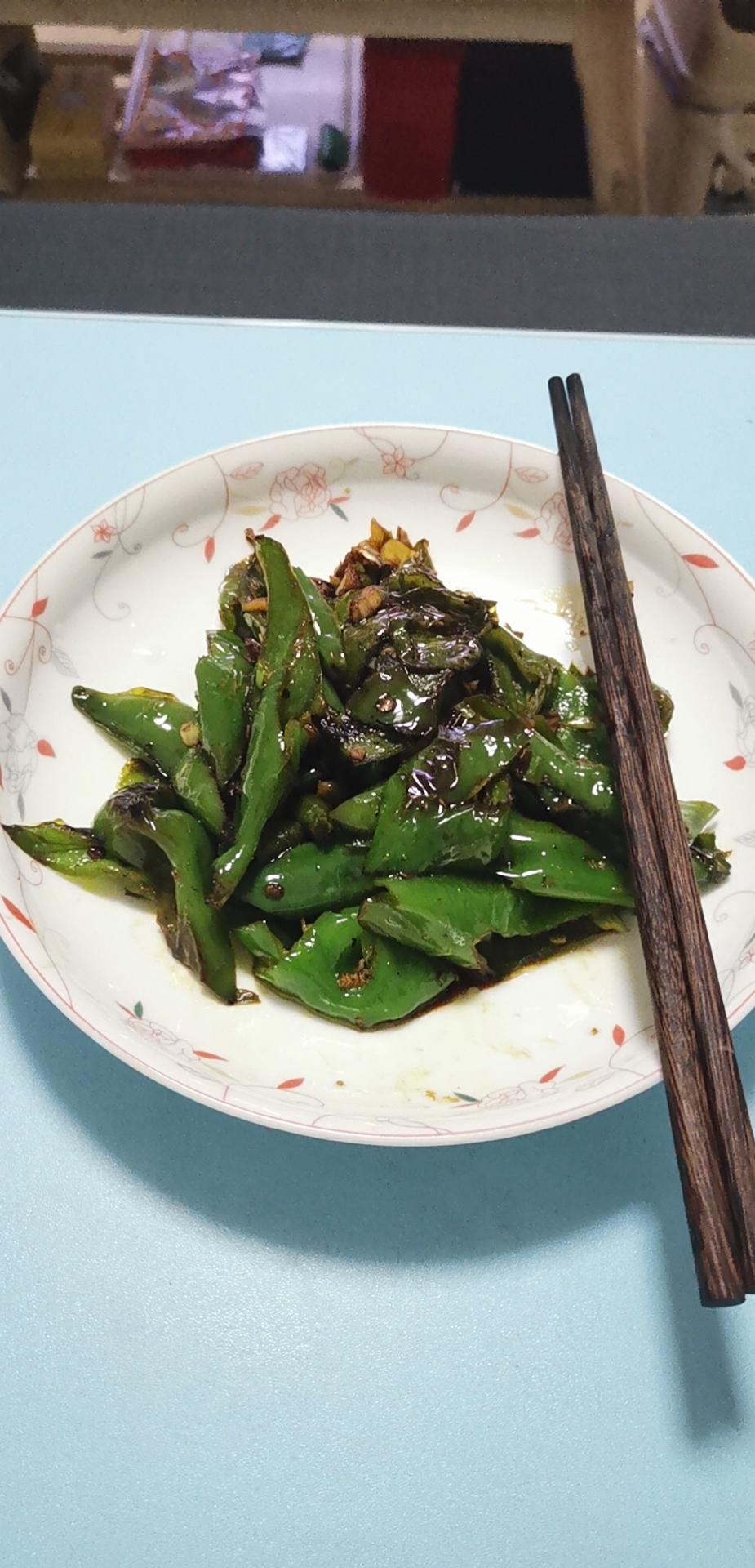 快手家常虎皮青椒