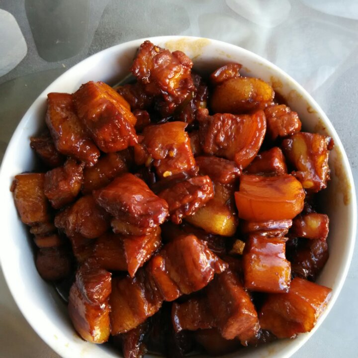 晓星_9d8v做的红烧肉