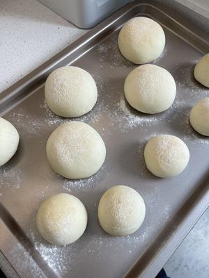 超详细教程—低糖低油版松软圣诞雪人面包的做法 步骤7