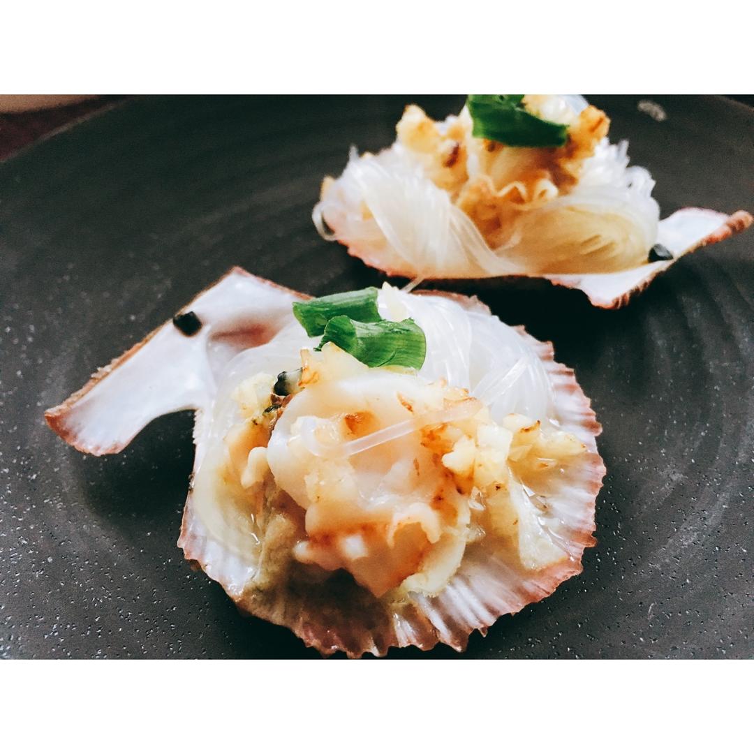 蒜蓉粉丝蒸扇贝