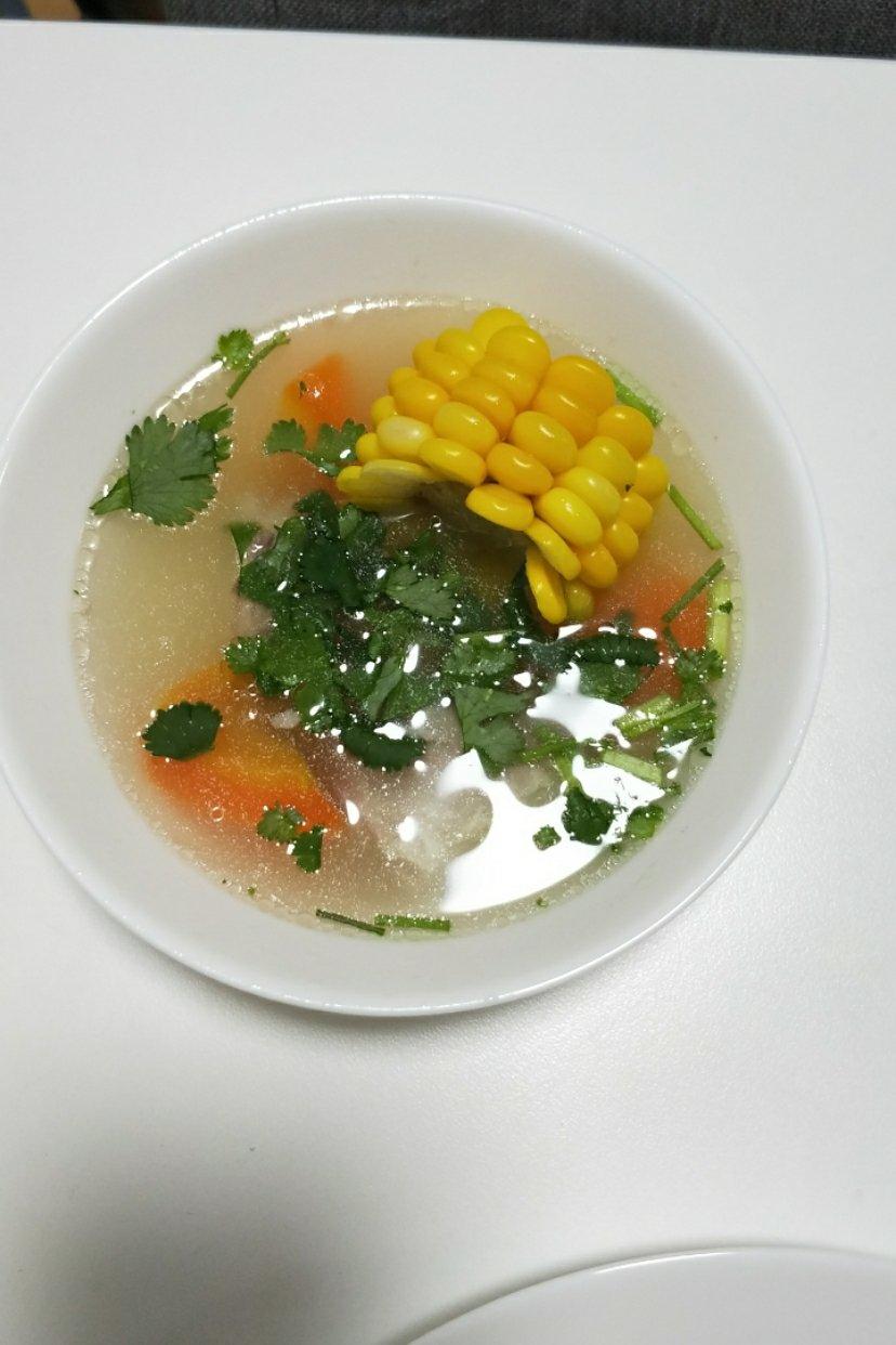 玉米排骨汤